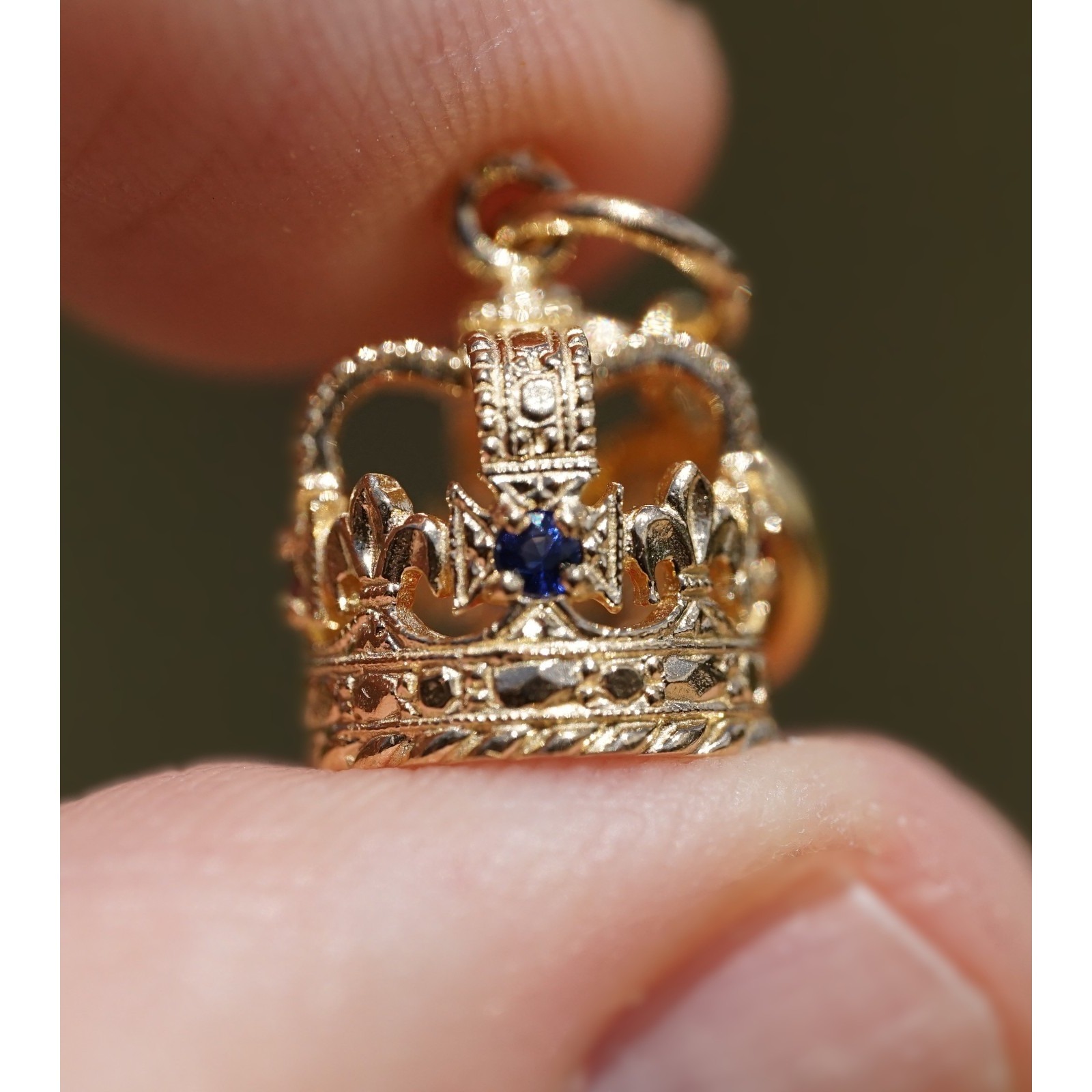 Antique 9 Ct 375 Solid Yellow Gold Ruby Blue Sapphire Royal Crown Charm Pendant
